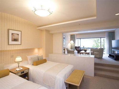 Hotel Leopalace Наґоя Екстер'єр фото